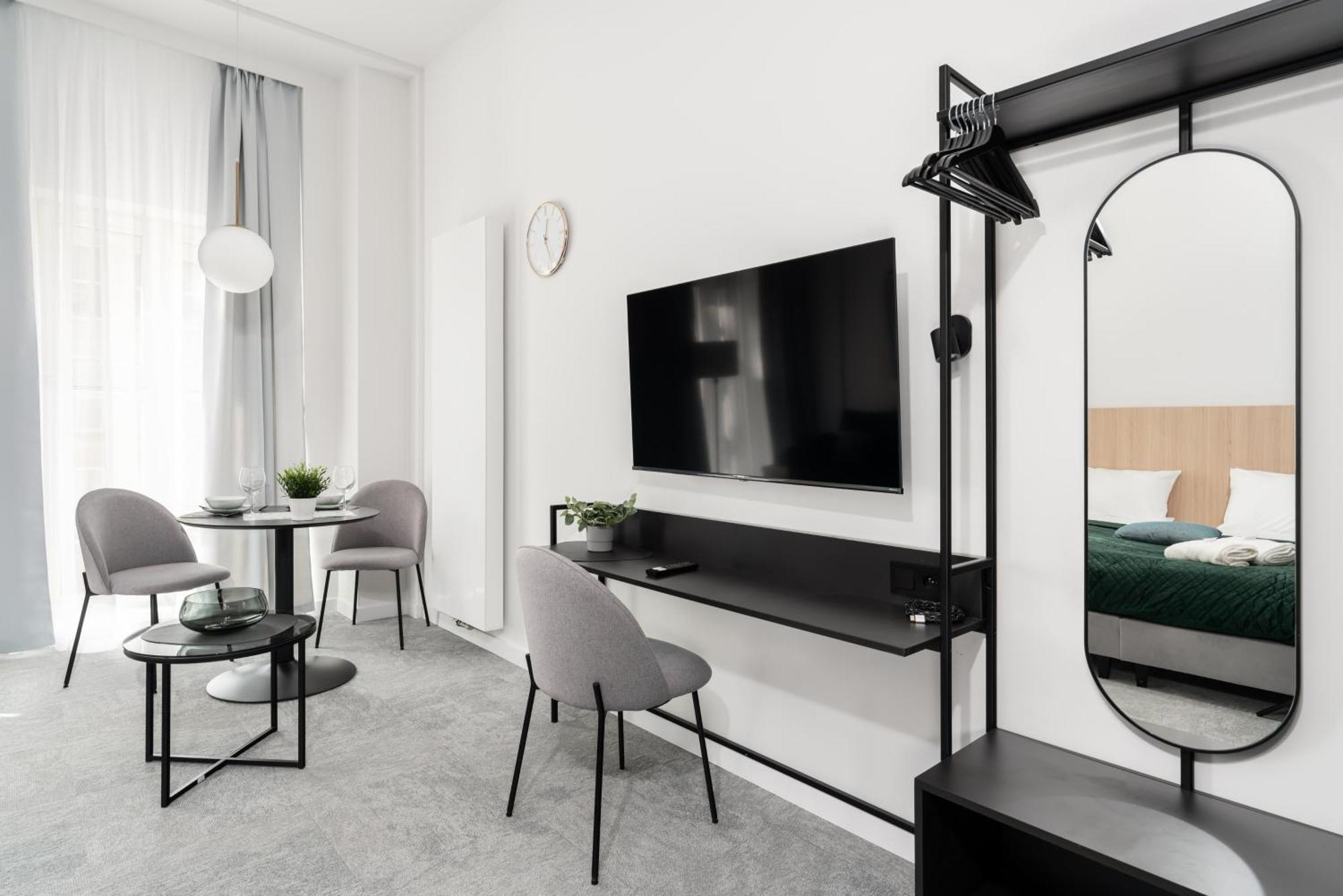 Citycenter Sauna & Fitness Apartments Podgorna By Renters Prestige 波兹南 外观 照片